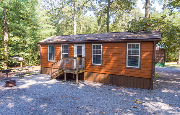 deluxe cabin rental exterior